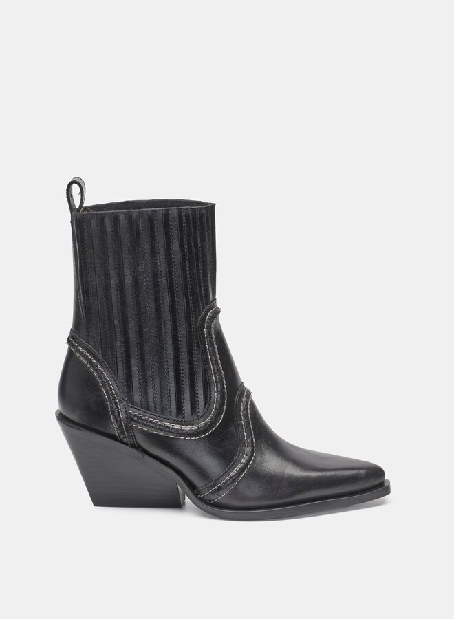 Fabienne C. Bree ankle boot black