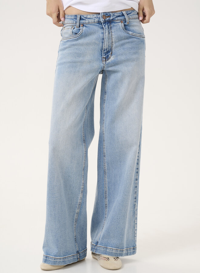 MEW dango high x-wide jeans light blue