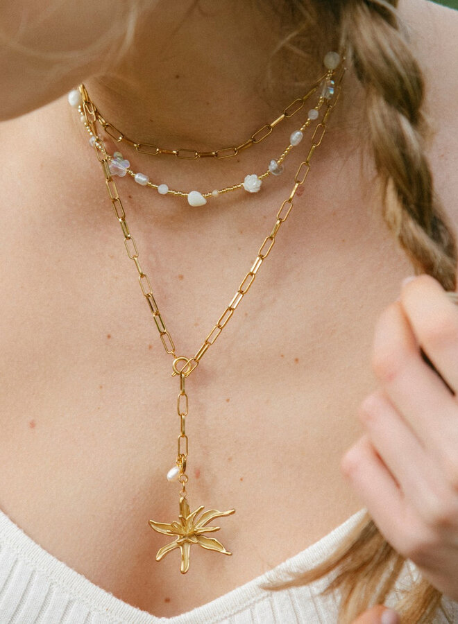 Le Veer new life necklace