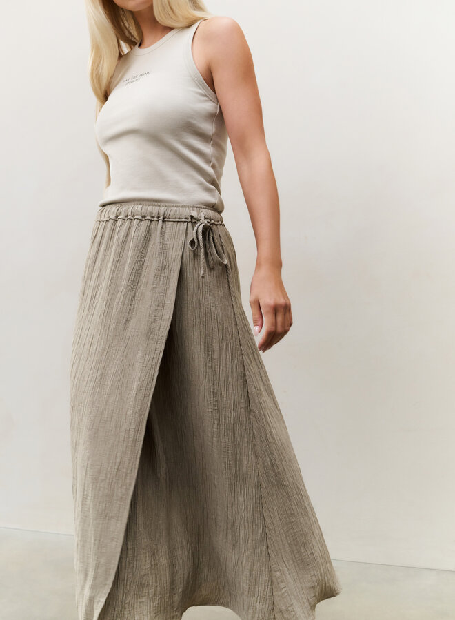 Yaya woven structured midi skirt beige