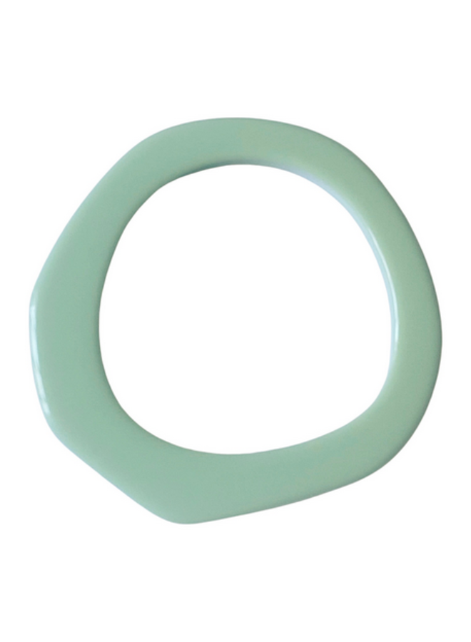 Ellen beekmans bangle gelakte hars square groen