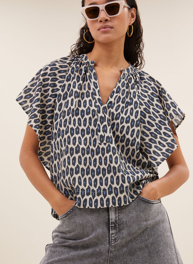 By Bar vina paris cheetah blouse