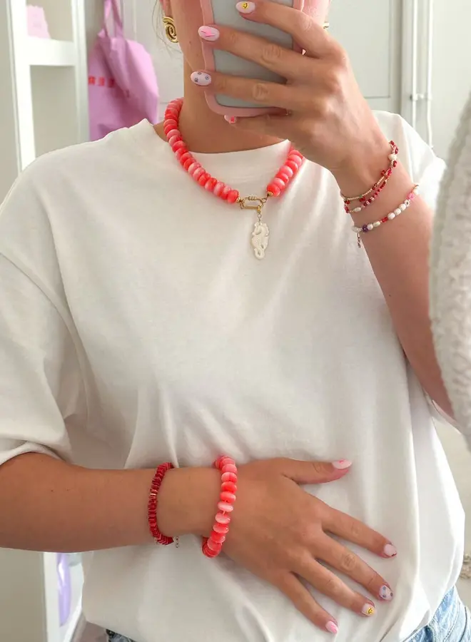 Le Veer coral capri bracelet