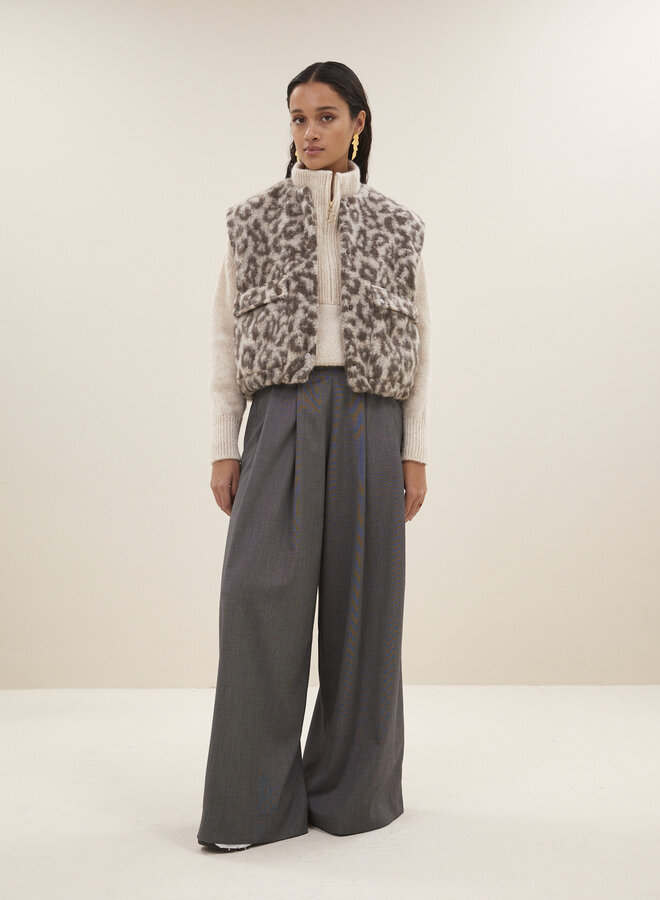 By Bar maggie sleeveless leo jacket