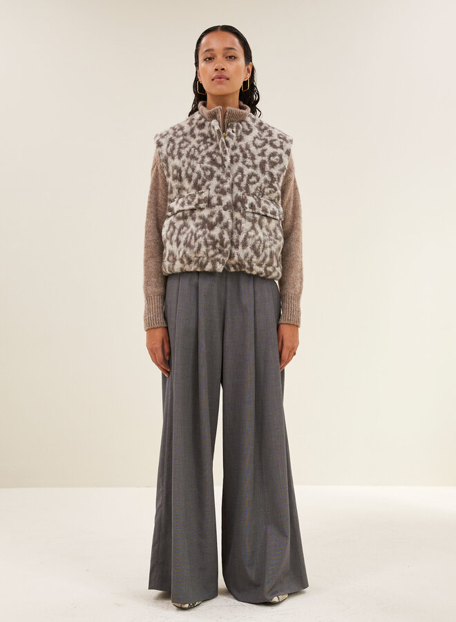 By Bar maggie sleeveless leo jacket