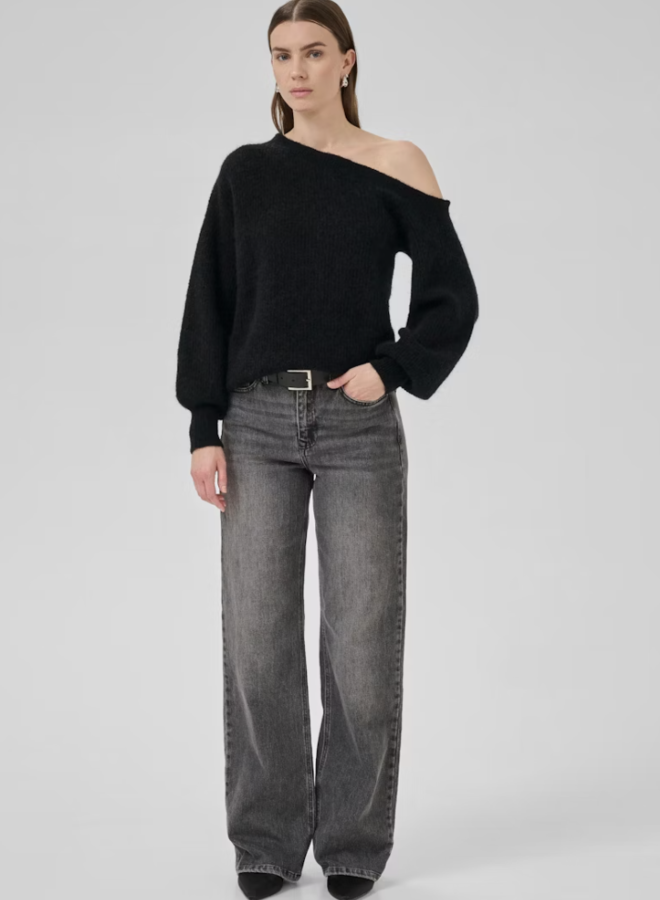 MEW W25 siva knit off shoulder black