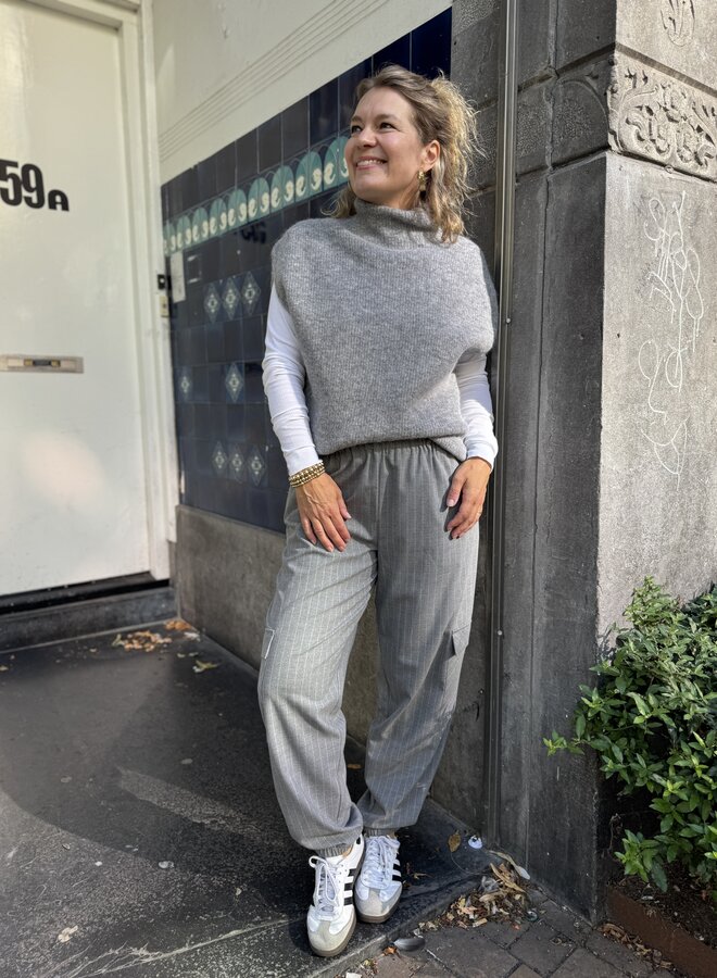 Knit-ted rave pullover mid grey