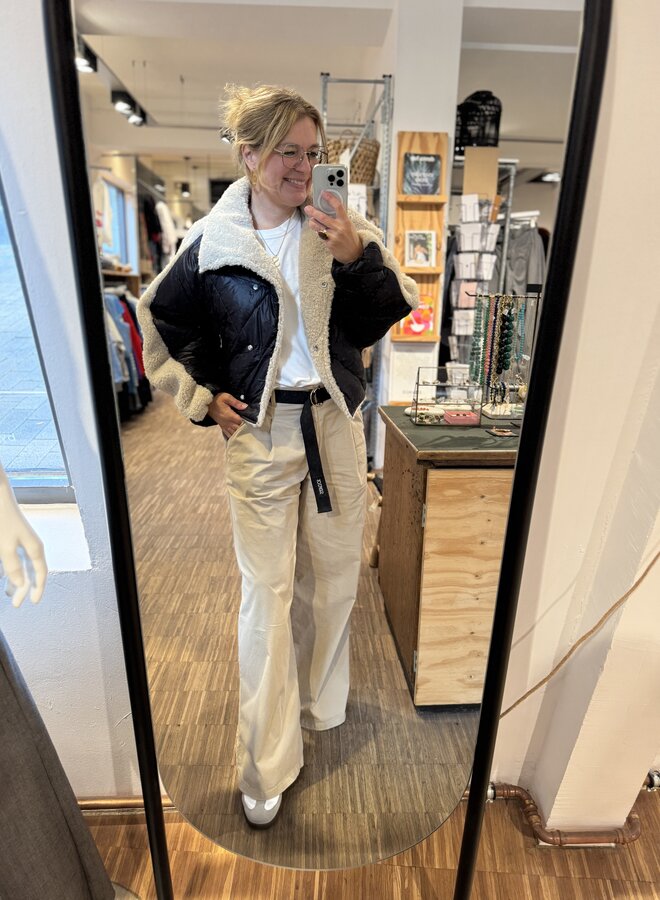 Ibana caeli black jacket