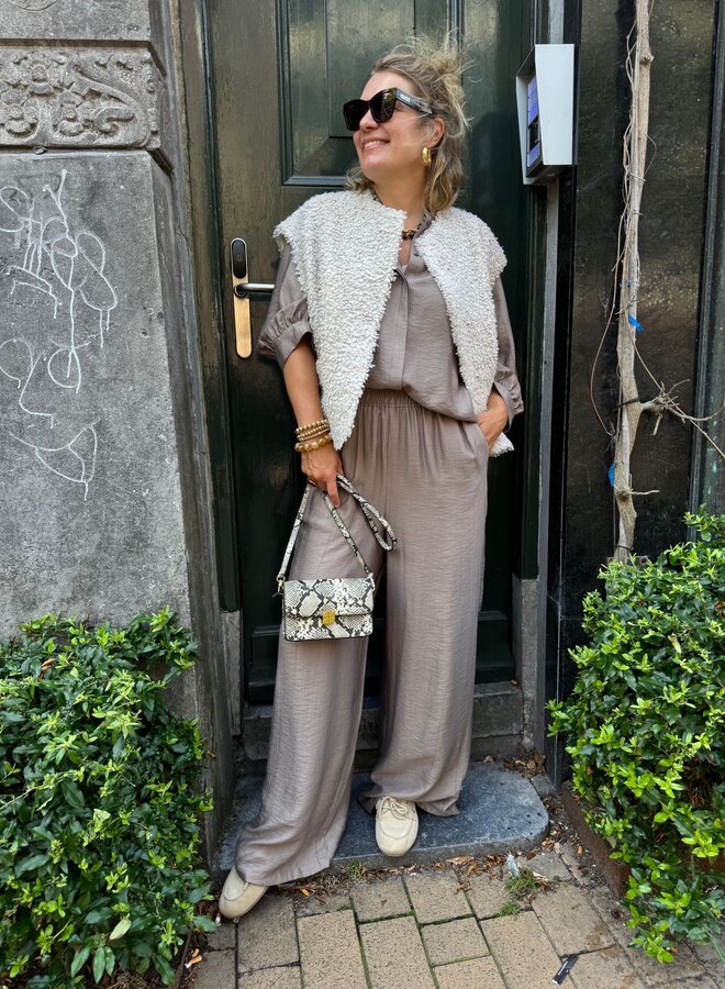 Knit-ted joshie jacket creme