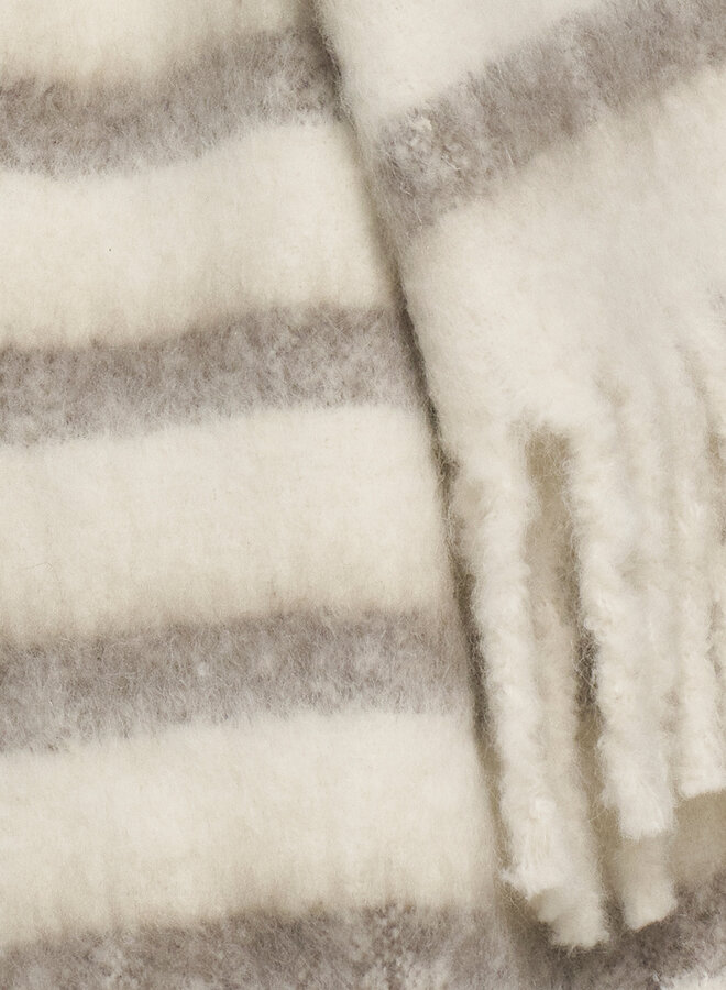 10DAYS thick brushed scarf ecru