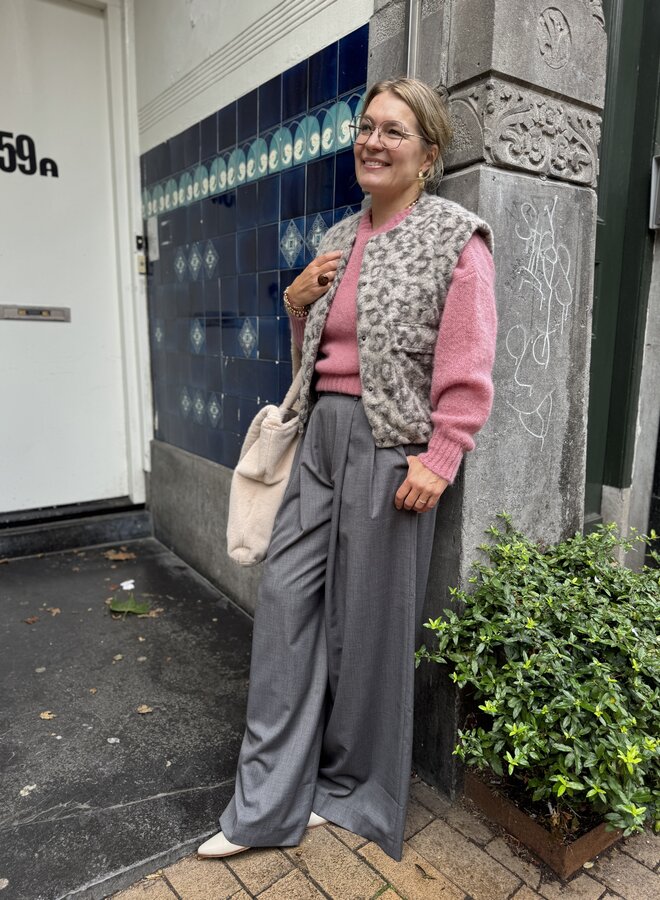 By Bar maggie sleeveless leo jacket