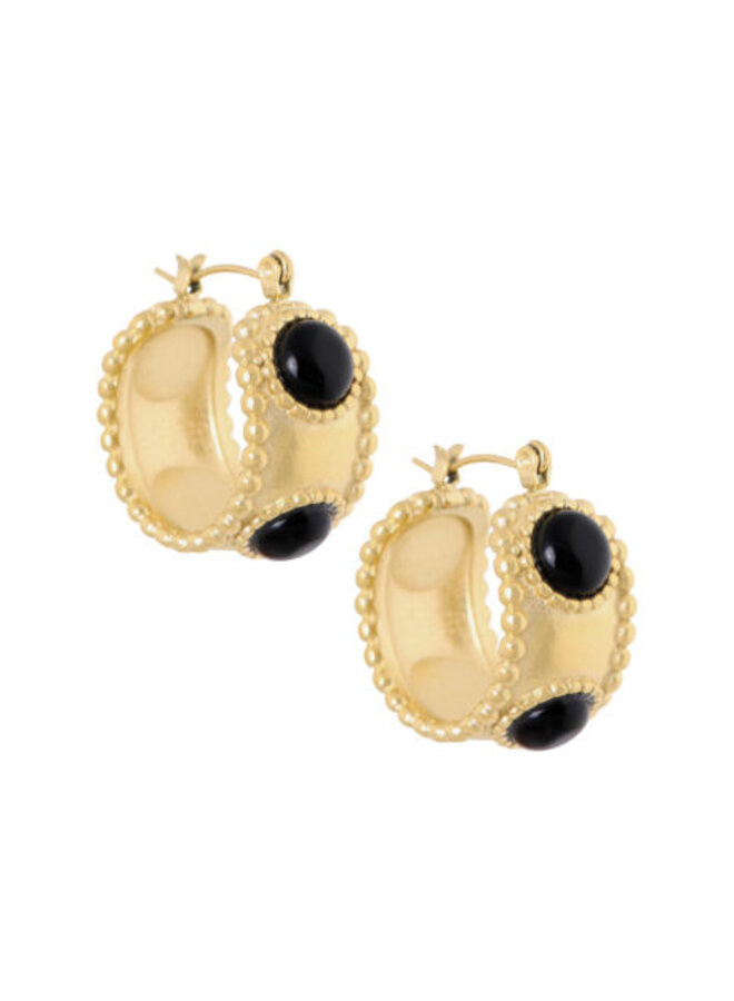 Ellen beekmans oorringen mat goud met zwarte gemstone