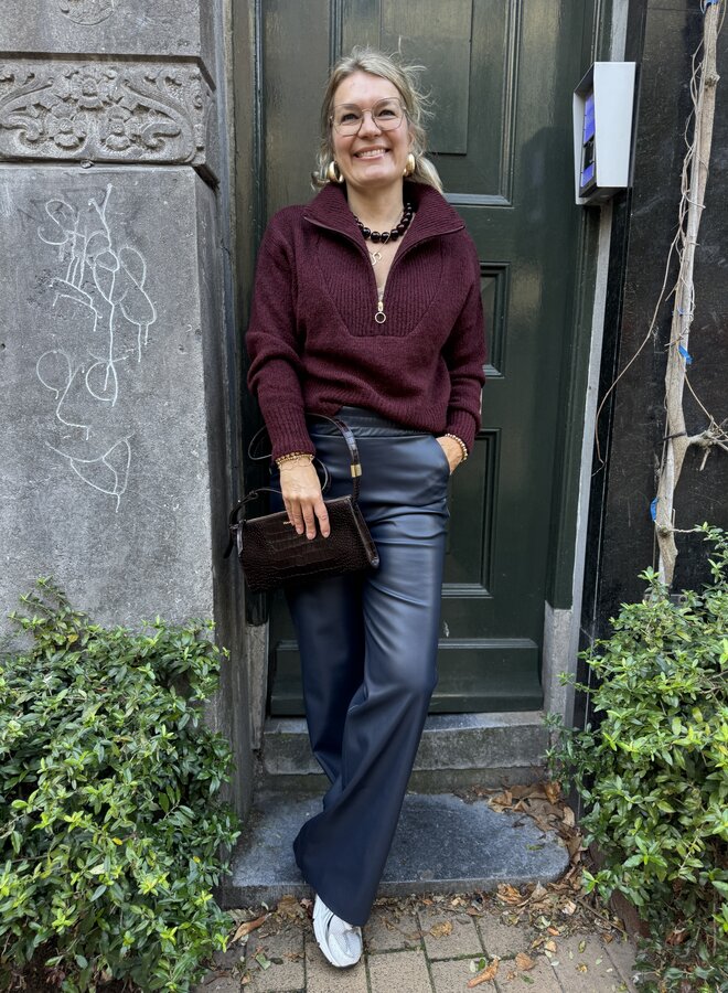 By Bar boxy beau pullover wine