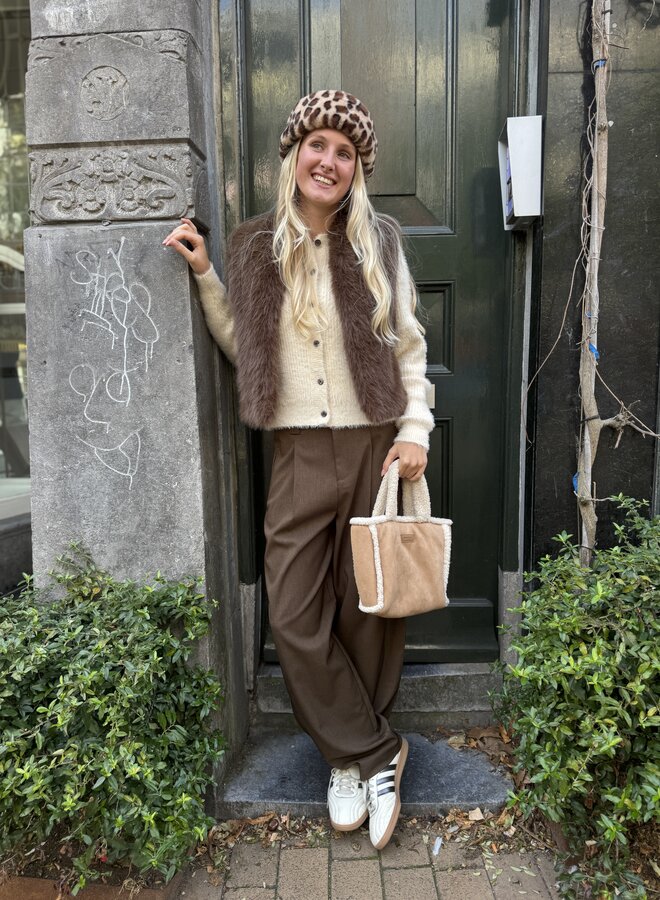 Circle giselle gilet mocha