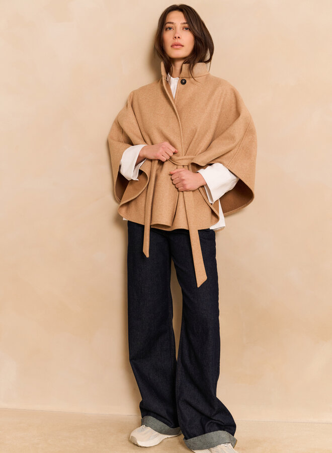 YAYA poncho with collar and belt camel