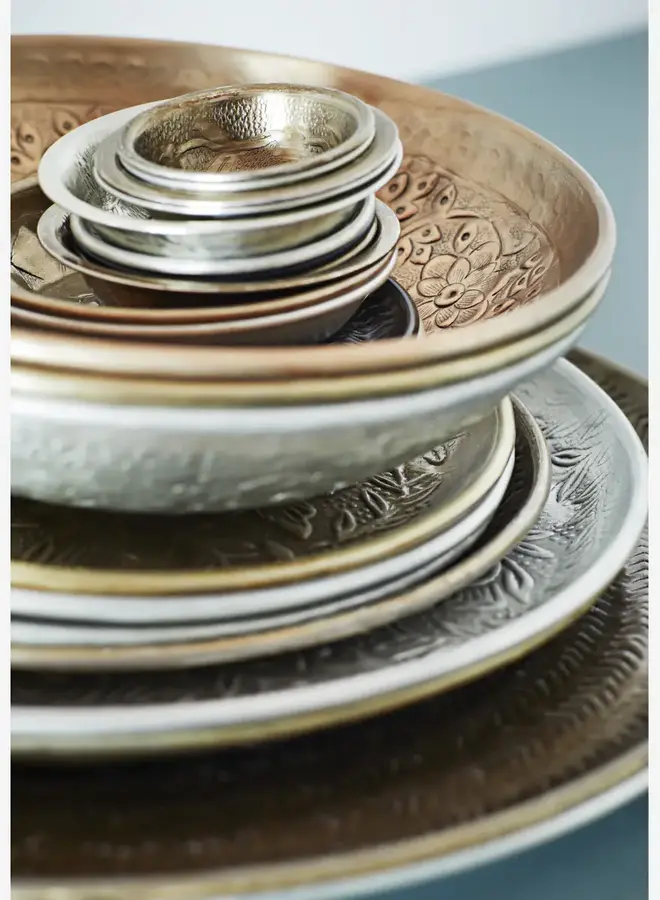 Madam Stoltz hammered aluminum tray brass D38