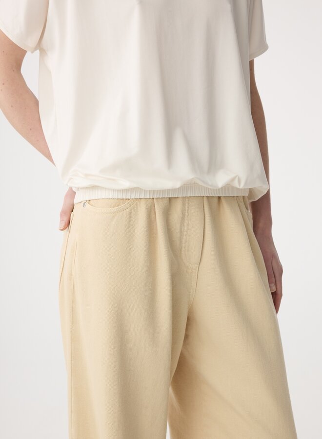 Knit-ted balloon top off white