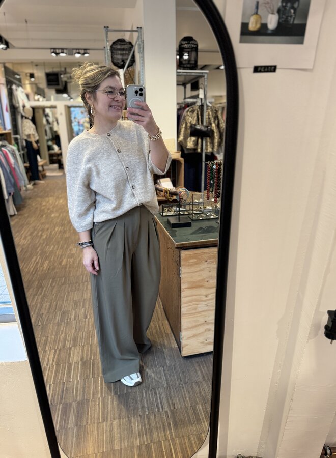 MEW hace sille high wide pant capers