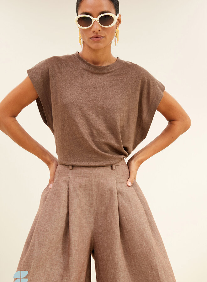 By Bar mason linen top iced coffee