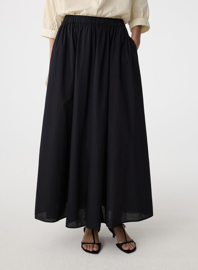 Knit-ted S26 cato skirt black