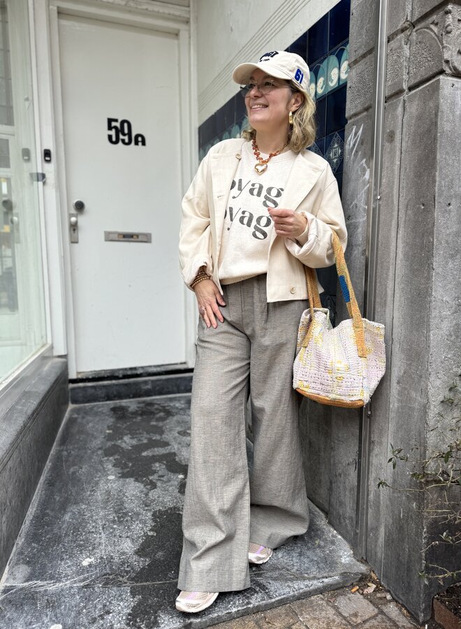 By Bar malyn voyage sweater oyster