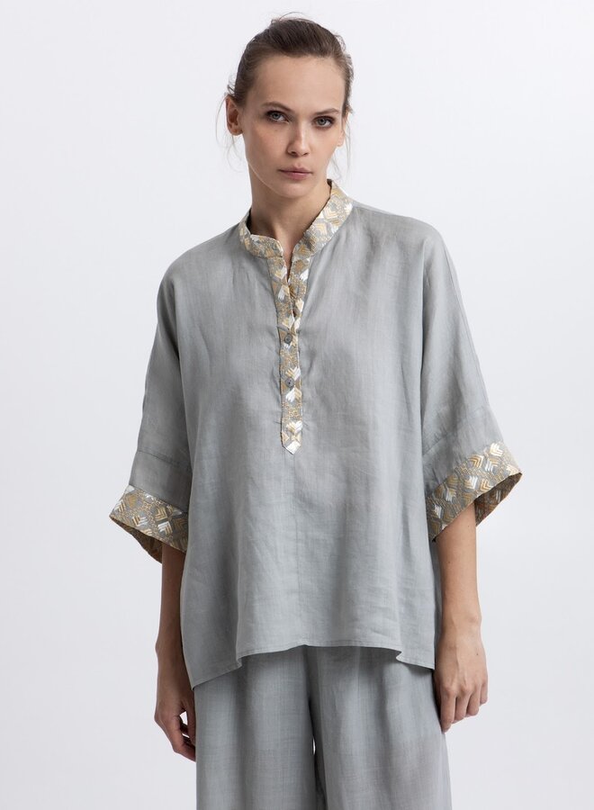 Greek archaic kori top stone gold