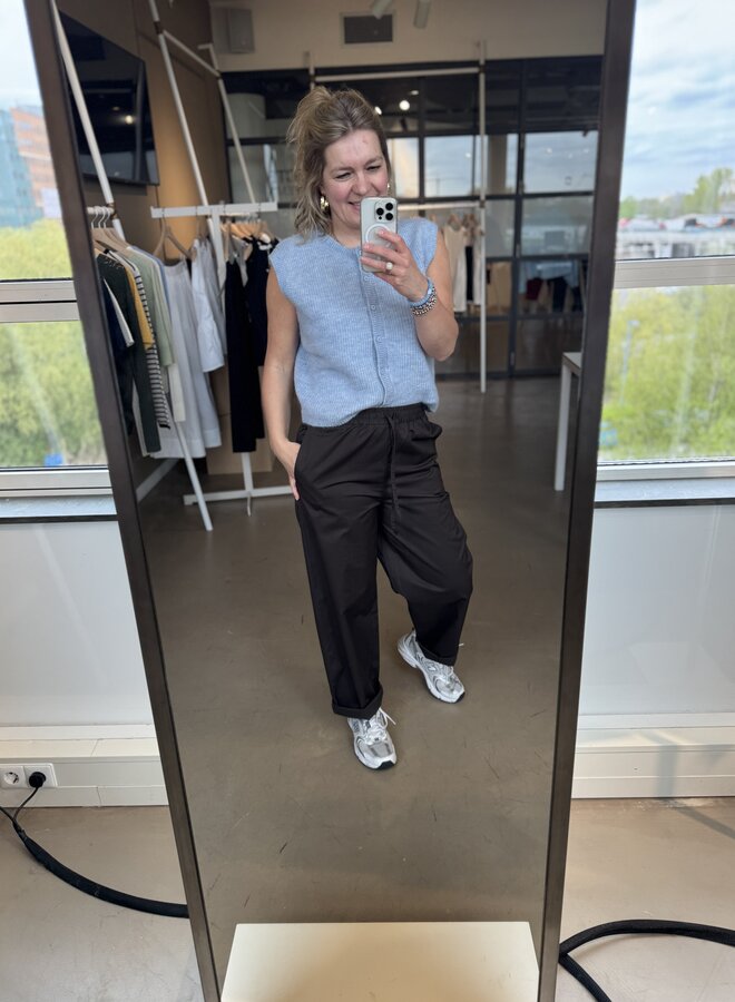 SF juma loose barrel hw pant noos delicioso