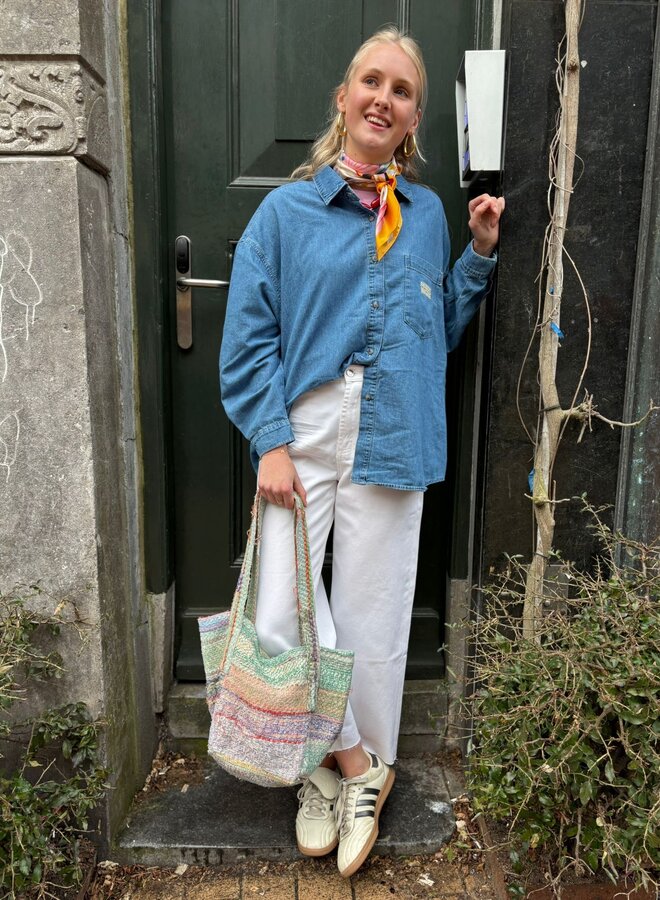 American V. ize06 blouse medium blue