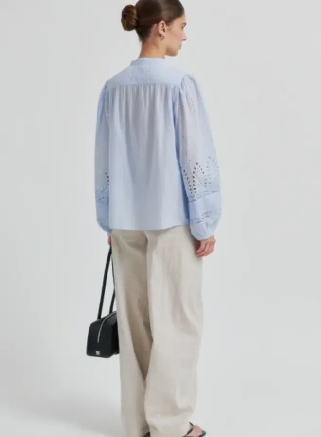 Second F. camil shirt windsurfer