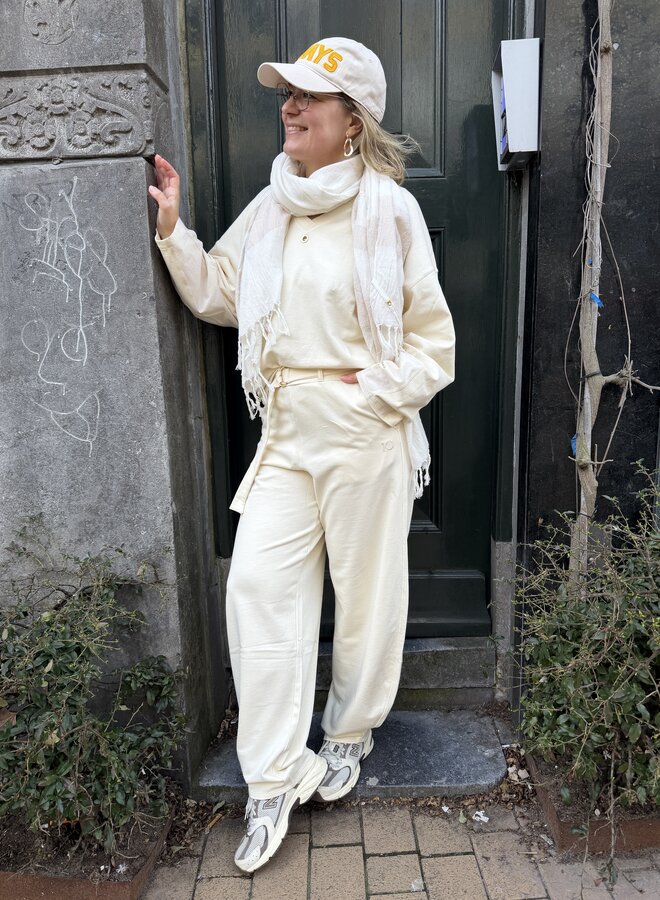 10DAYS sweater v-neck fleece vanilia