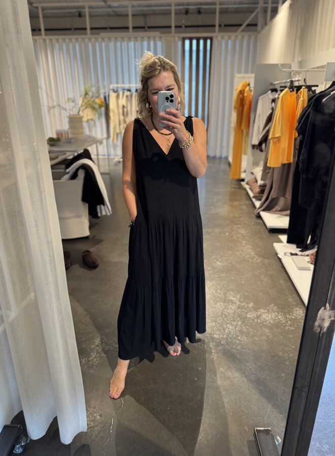 10days flowy maxi dress black