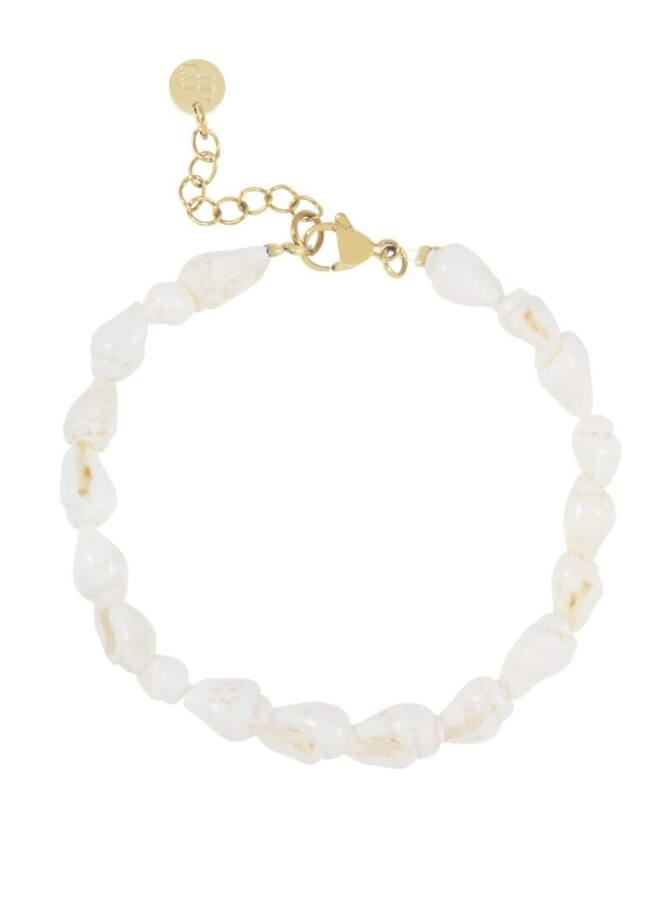 Ellen Beekmans armband schelpjes wit