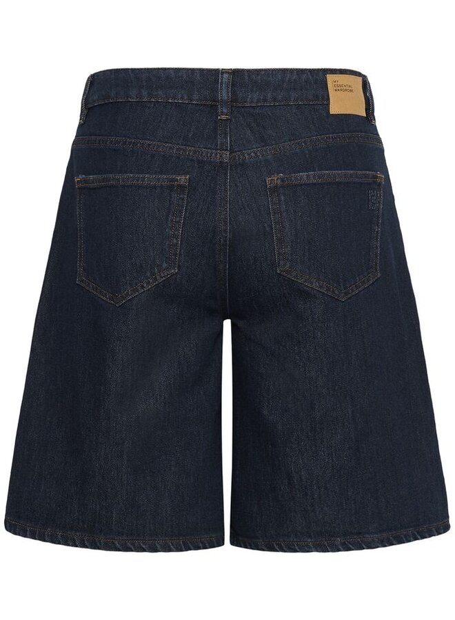 MEW zita 139 high wide shorts dark blue