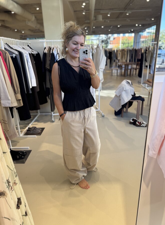 Second F. carpi top black