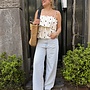 Second F. salliy top white