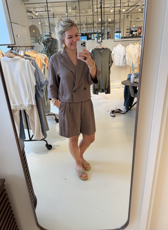 Yaya woven bermuda short brown
