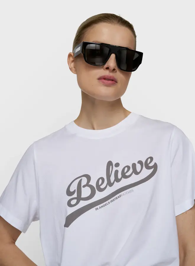 10days petite tee believe white