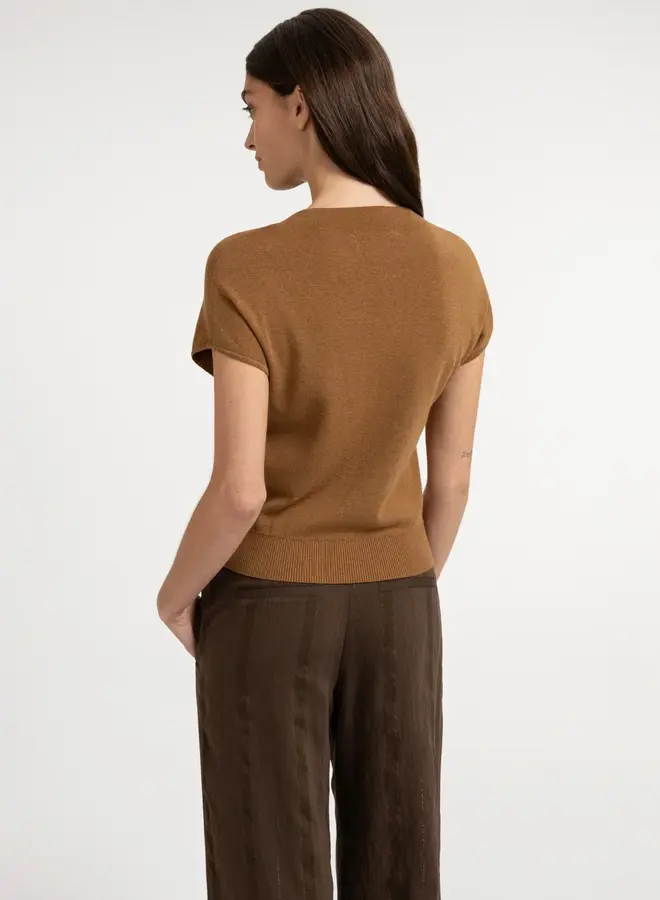Yaya mouwloos gebreid vest met knopen brown
