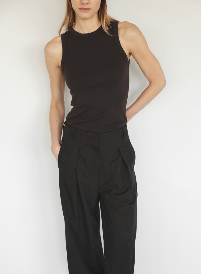 Club L'avenir billy singlet chocolate