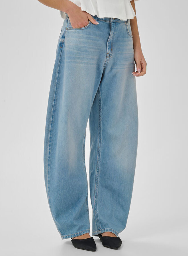 MEW jeans barrel remmie 139 light blue