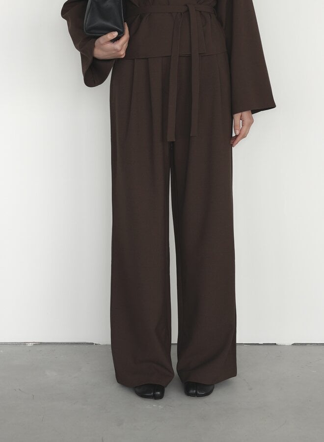 Club L'avenir ave trouser auburn