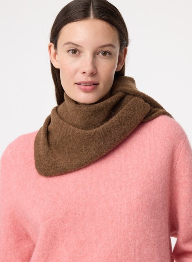 Knit-ted tricja scarf hazel