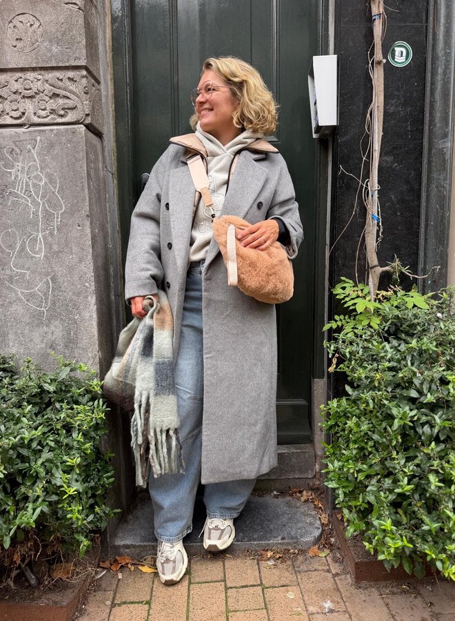 10DAYS fluffy fanny pack grey mango