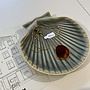 Ellen Beekmans snake ketting gemstone cognac hanger