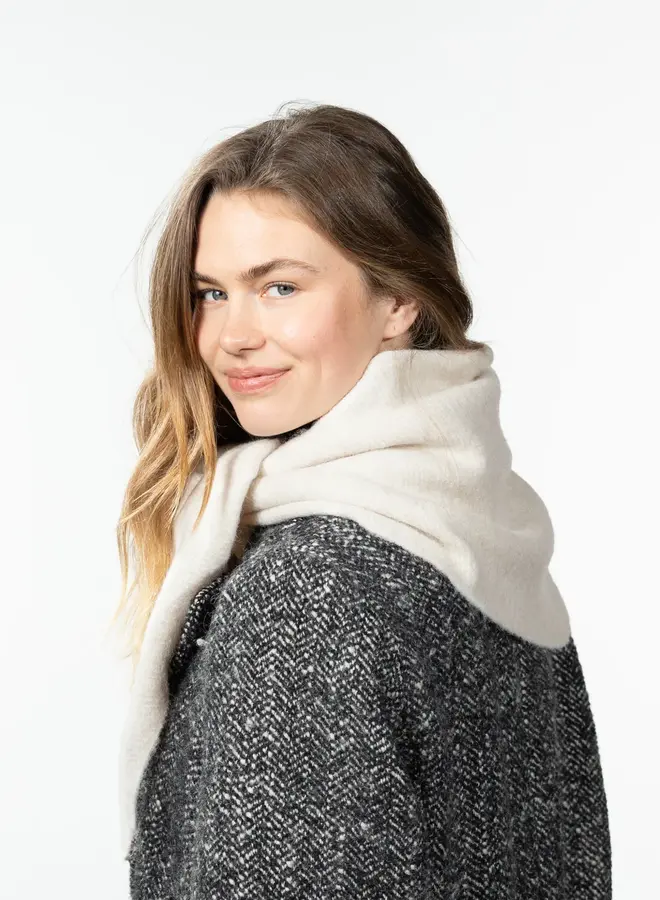Barts fhearna scarf cream
