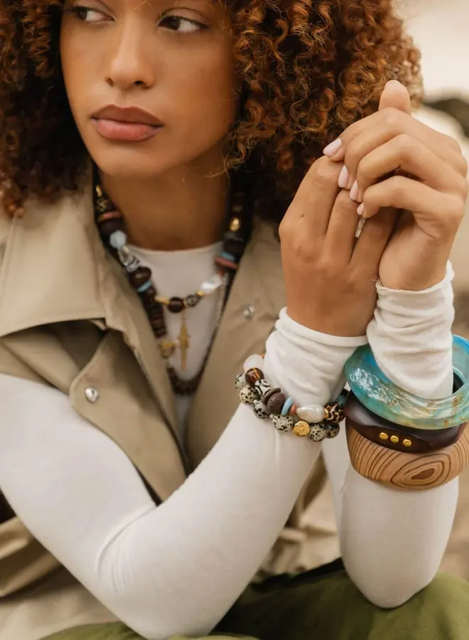 Le Veer wooden stripe bangle