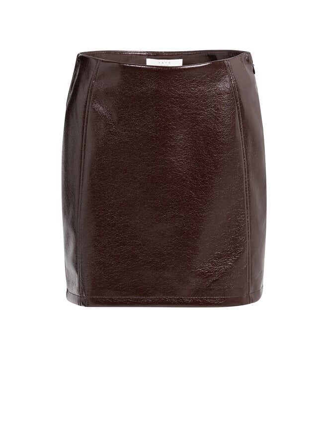 Yaya minirok van lakleer met naden chocolate red