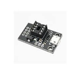 Ontwikkel board ATtiny13-25-45-85 Ontwikkel board ATtiny13-25-45-85