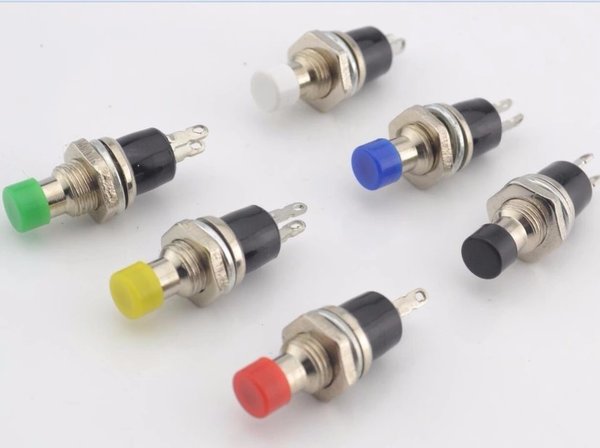 Push button panel terugverend geel