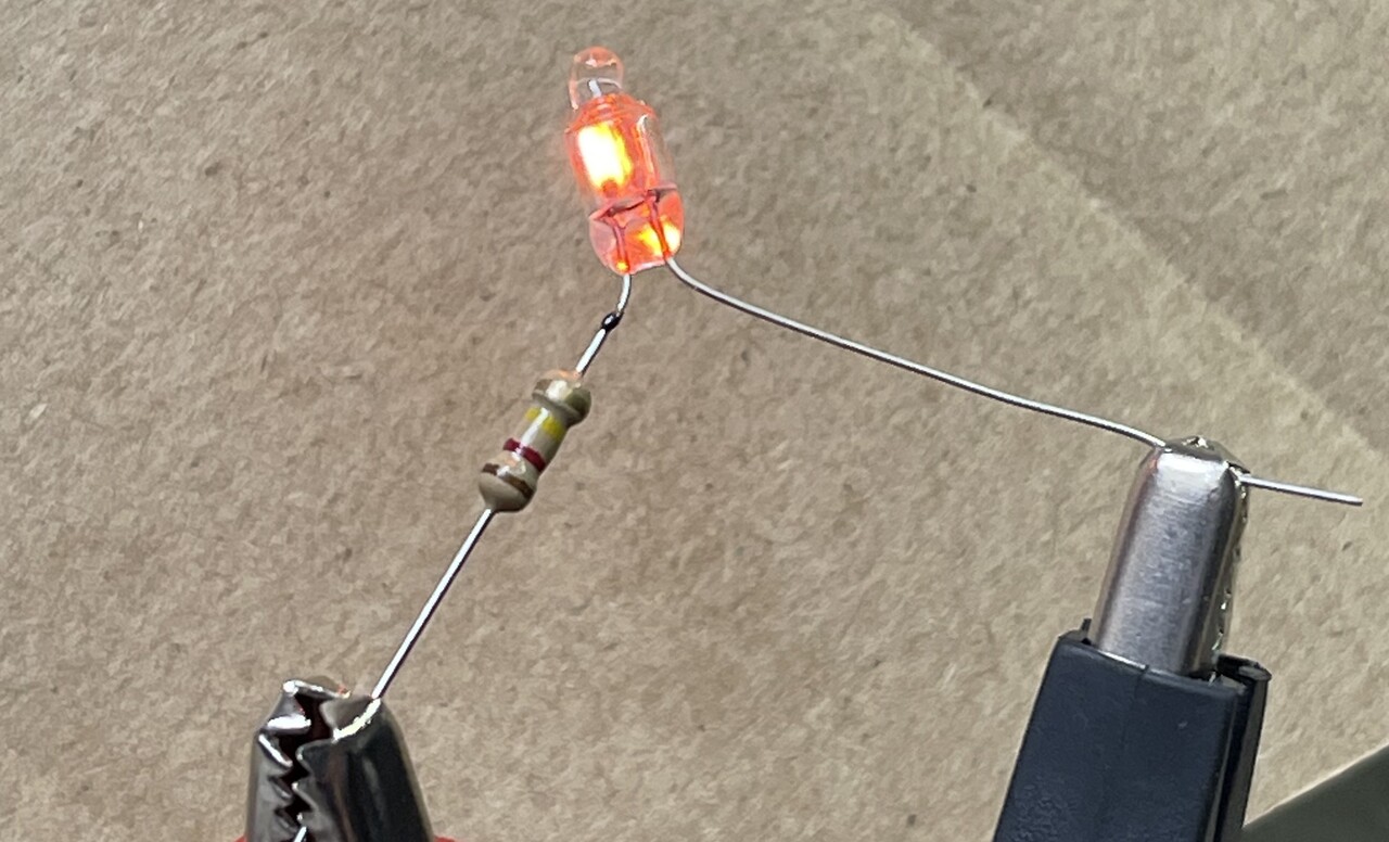 Neon lampje 230V ac 0.25 W Neon lampje 230V ac 0.25 W